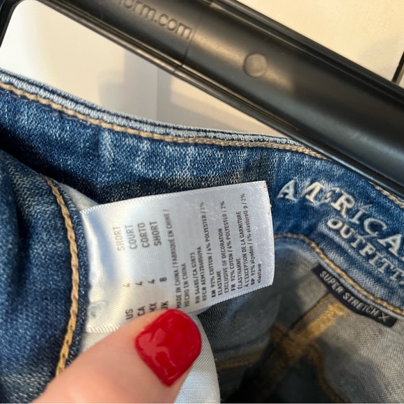 Set of 2 size 4 American Eagle shorts - Picture 9 of 10